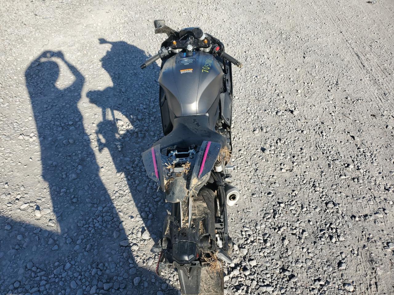 2024 Yamaha Yzfr7 VIN: JYARM38E1RA011590 Lot: 70525185