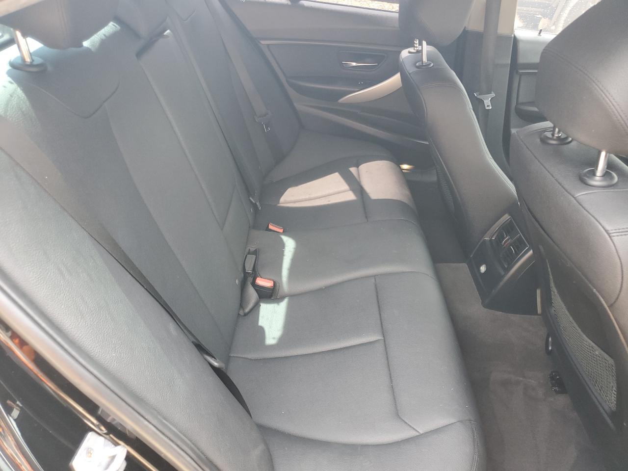 2018 BMW 320 I VIN: WBA8E1G53JNU91919 Lot: 69671905