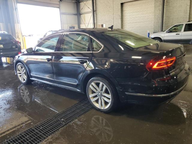  VOLKSWAGEN PASSAT 2017 Черный