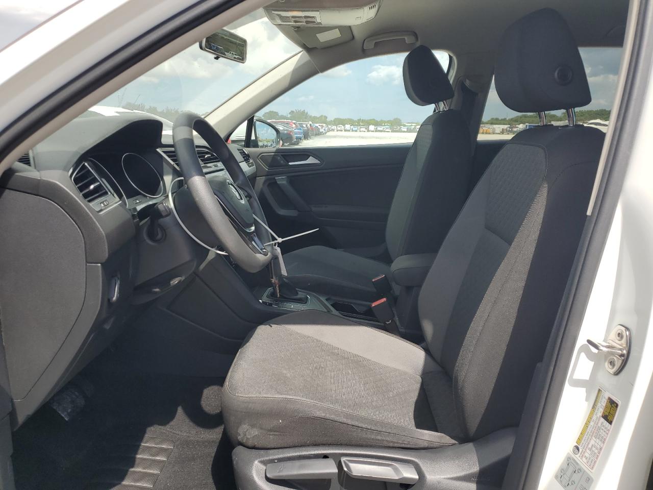 2019 Volkswagen Tiguan S VIN: 3VV1B7AX5KM086779 Lot: 69936035