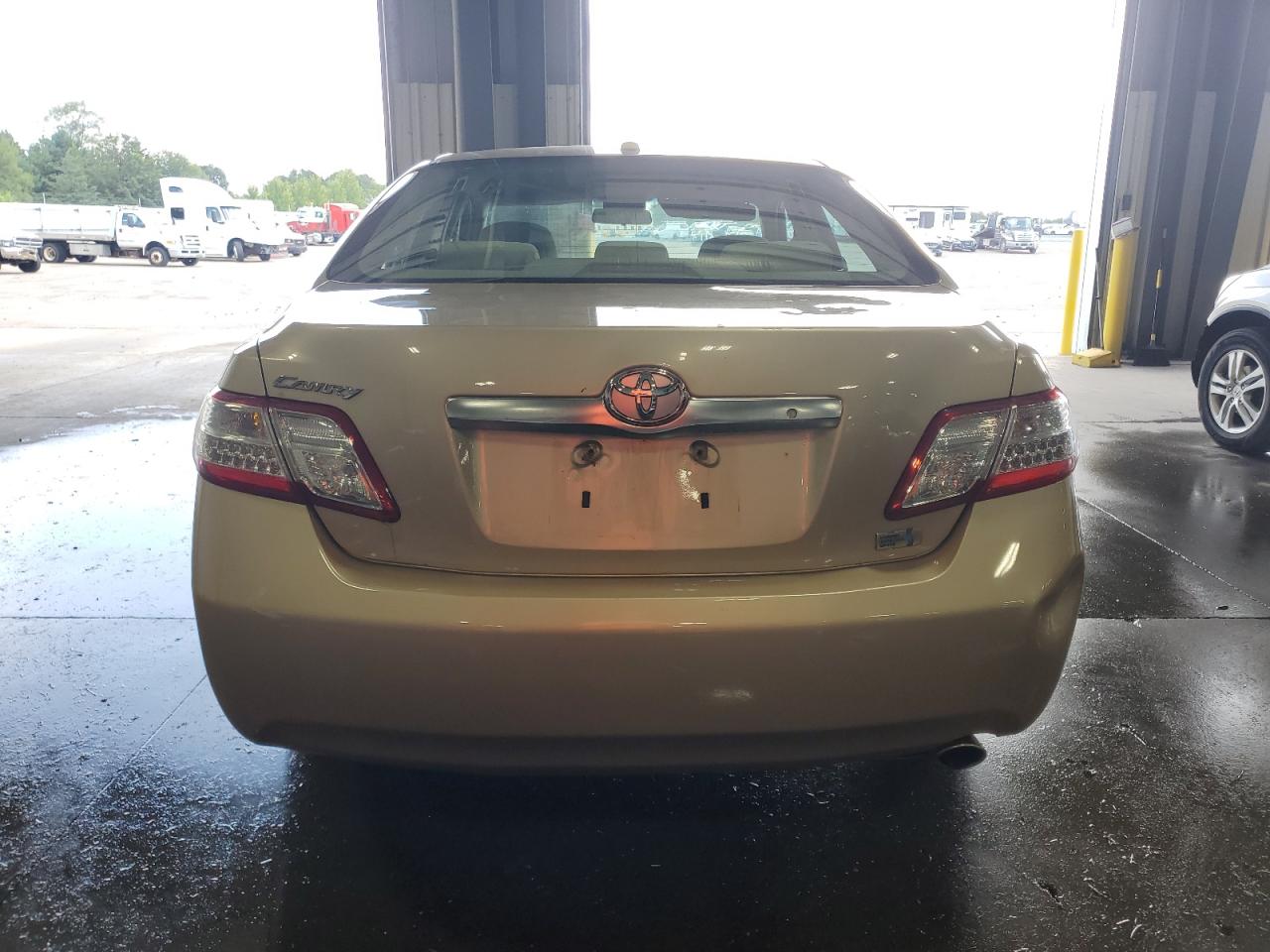 2010 Toyota Camry Hybrid VIN: 4T1BB3EK0AU116691 Lot: 69771755