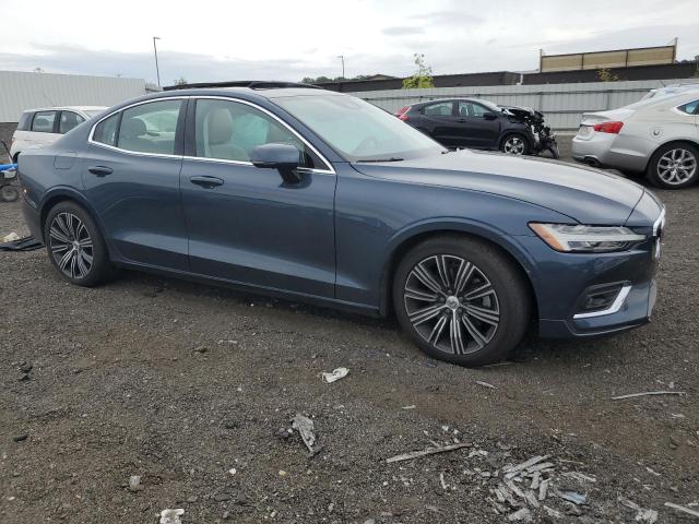  VOLVO S60 2020 Синий