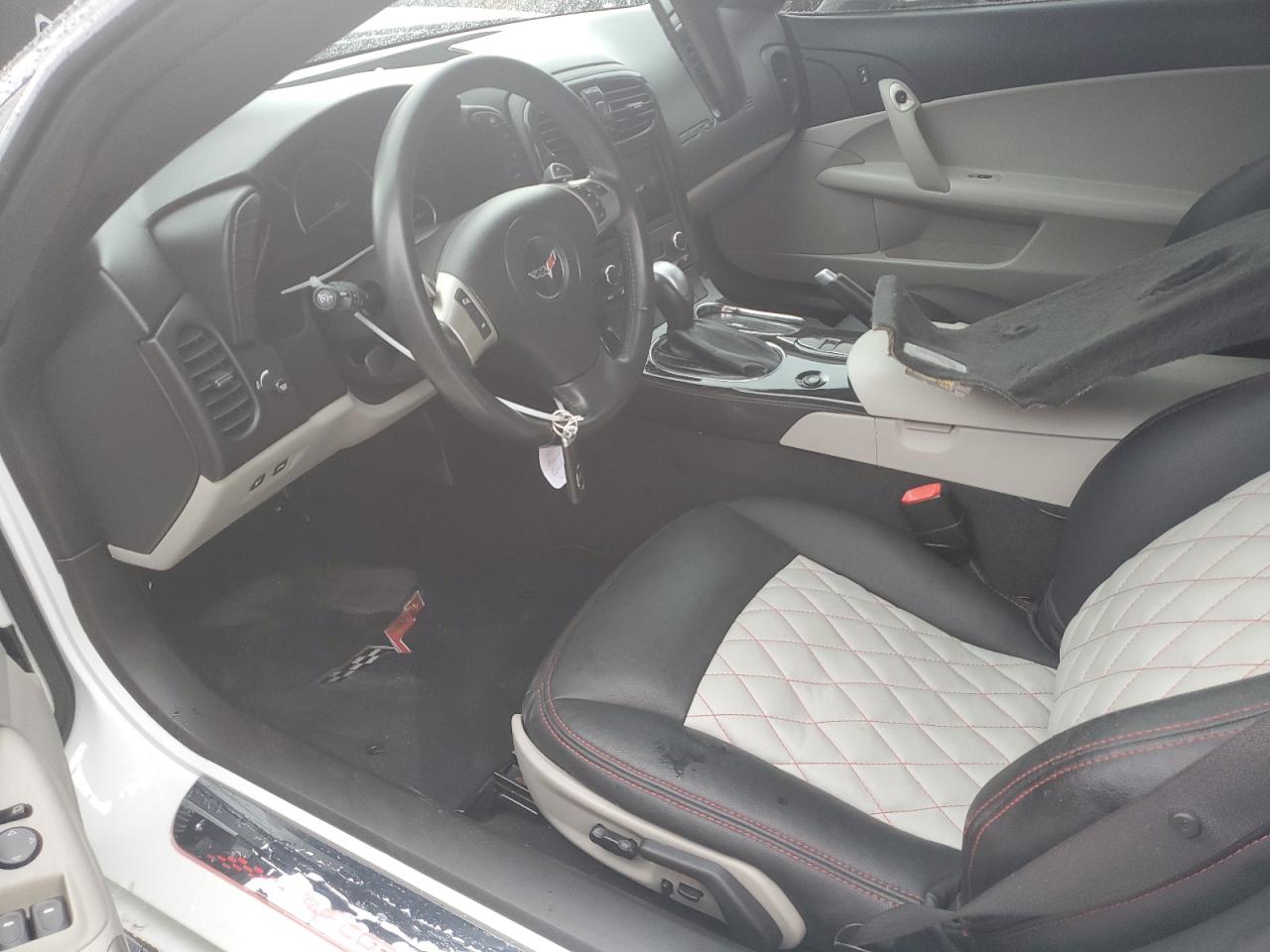 2011 Chevrolet Corvette VIN: 1G1YF2DW9B5105095 Lot: 69908155