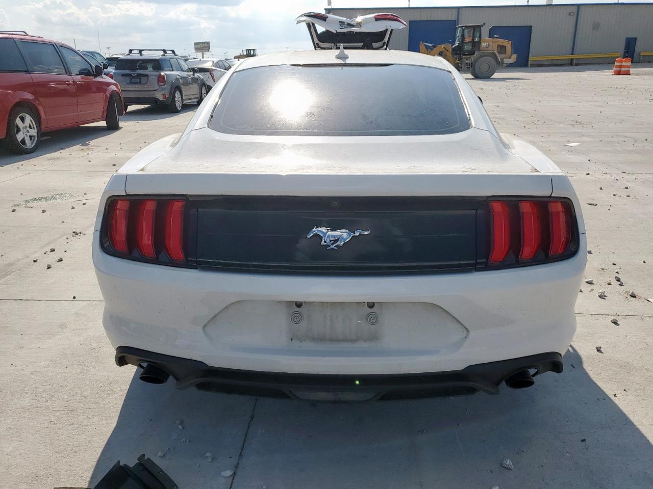 2021 Ford Mustang VIN: 1FA6P8TH1M5147562 Lot: 70000565