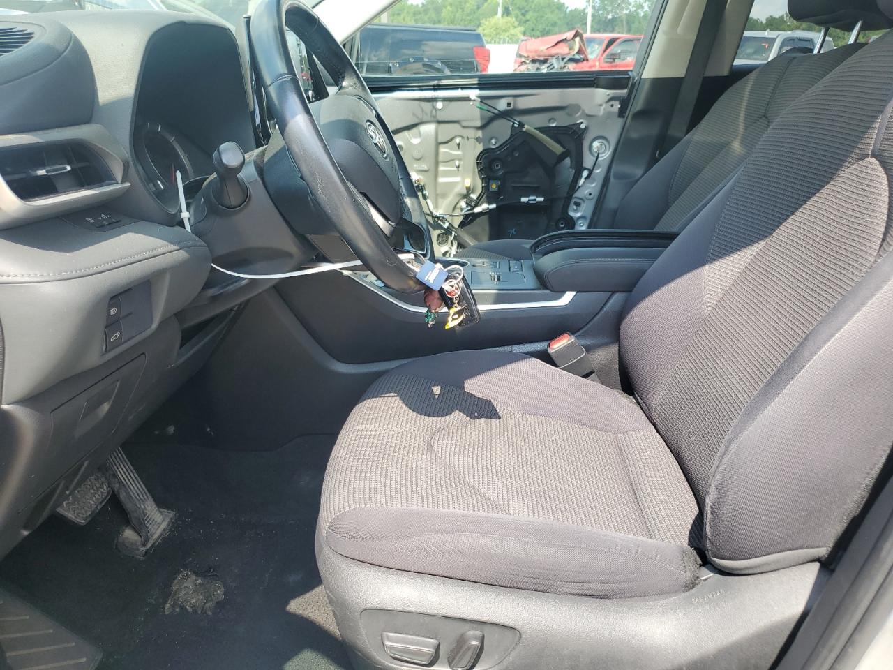 2021 Toyota Highlander L VIN: 5TDZZRAH0MS054942 Lot: 67516655