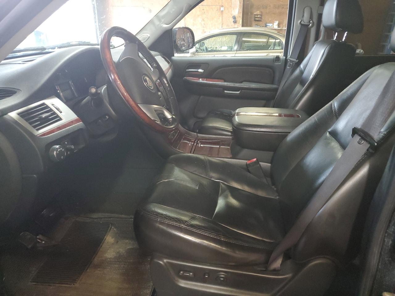 2007 Cadillac Escalade Esv VIN: 1GYFK66857R356724 Lot: 68507055