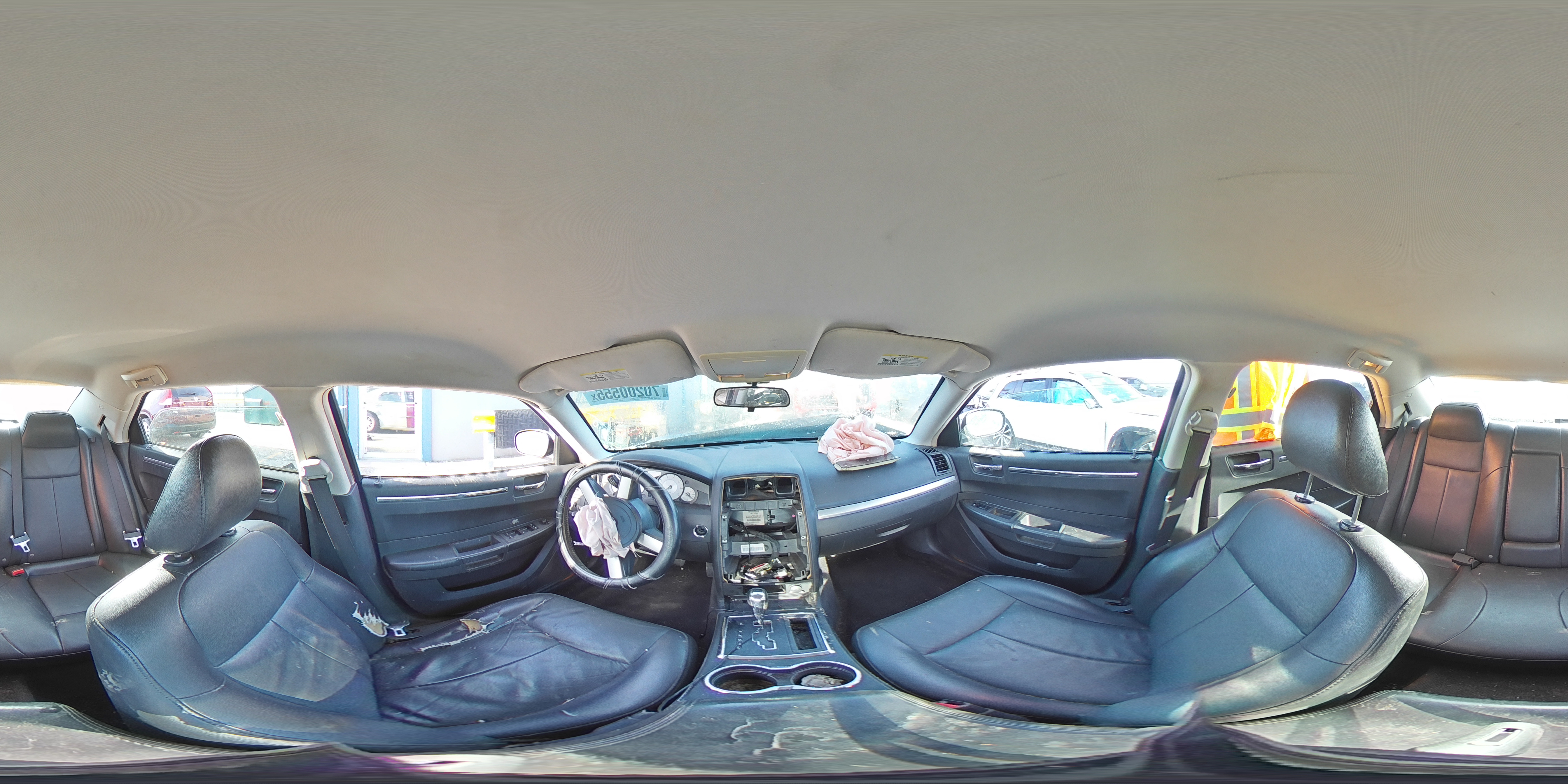 2010 Chrysler 300 Touring VIN: 2C3CA5CV0AH307054 Lot: 70200555