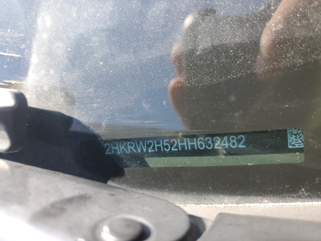 2017 Honda Cr-V Ex VIN: 2HKRW2H52HH632482 Lot: 70215815