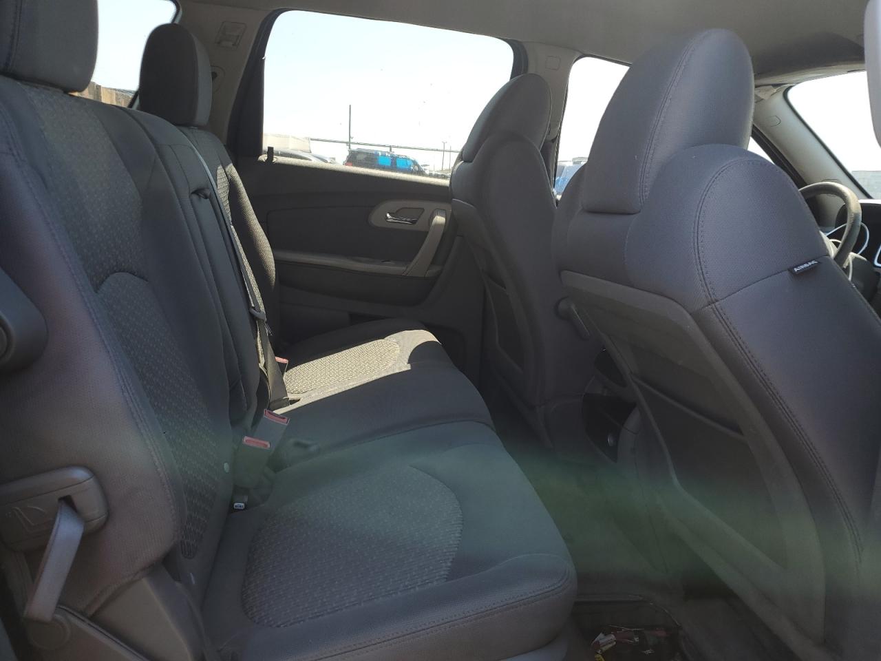 2011 Chevrolet Traverse Ls VIN: 1GNKVEED7BJ140537 Lot: 68221995