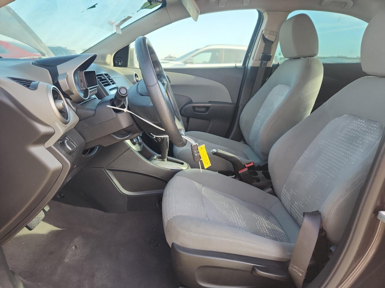 2014 Chevrolet Sonic Ls VIN: 1G1JA5SG8E4196738 Lot: 67576335