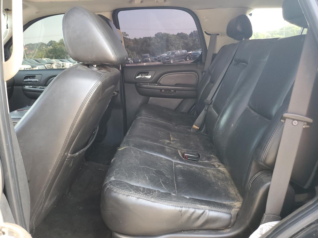 2007 Cadillac Escalade Luxury VIN: 1GYFK63827R346947 Lot: 65611905