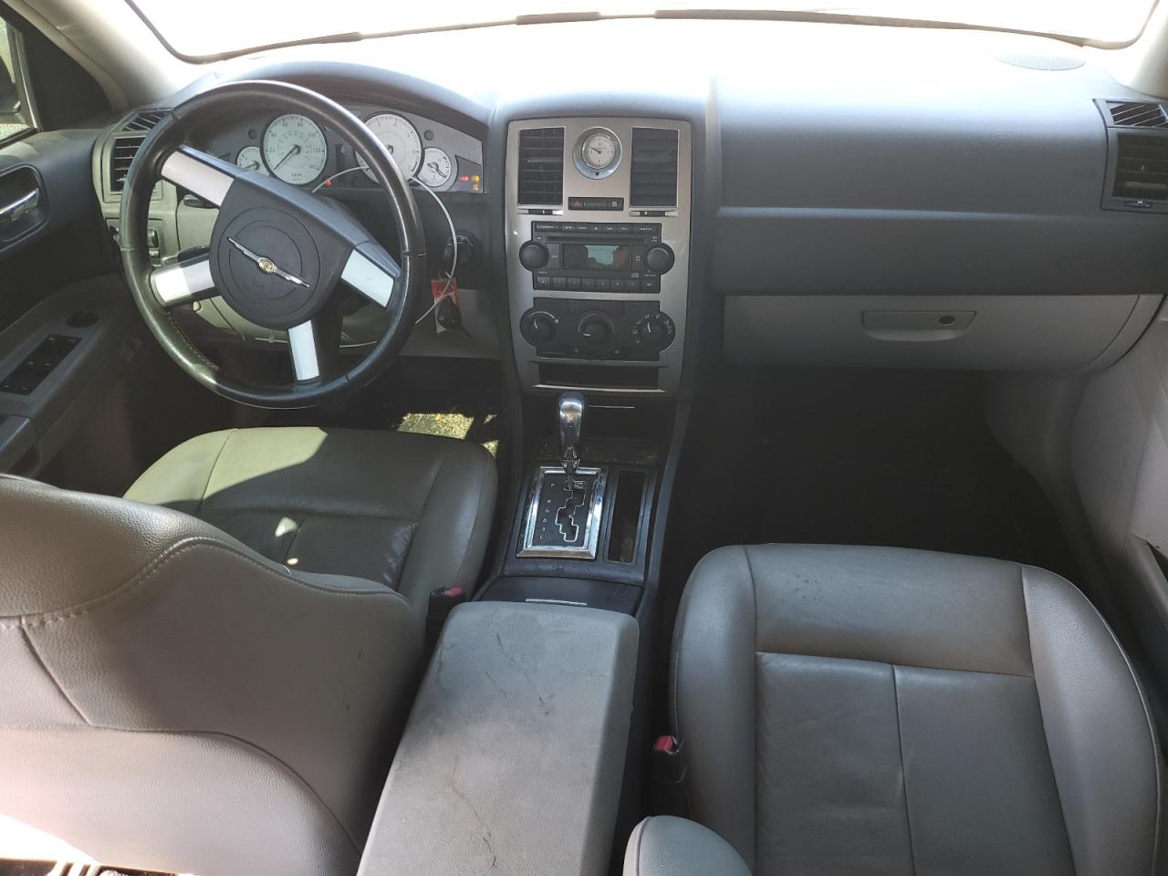 2006 Chrysler 300 Touring VIN: 2C3KA53G06H138416 Lot: 68935465