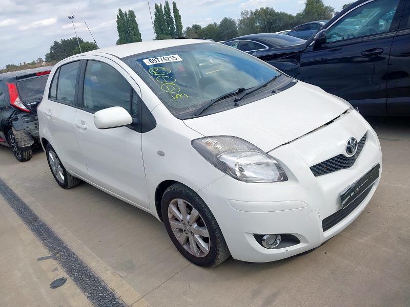 2011 TOYOTA YARIS T SPIRIT VVT-I 
