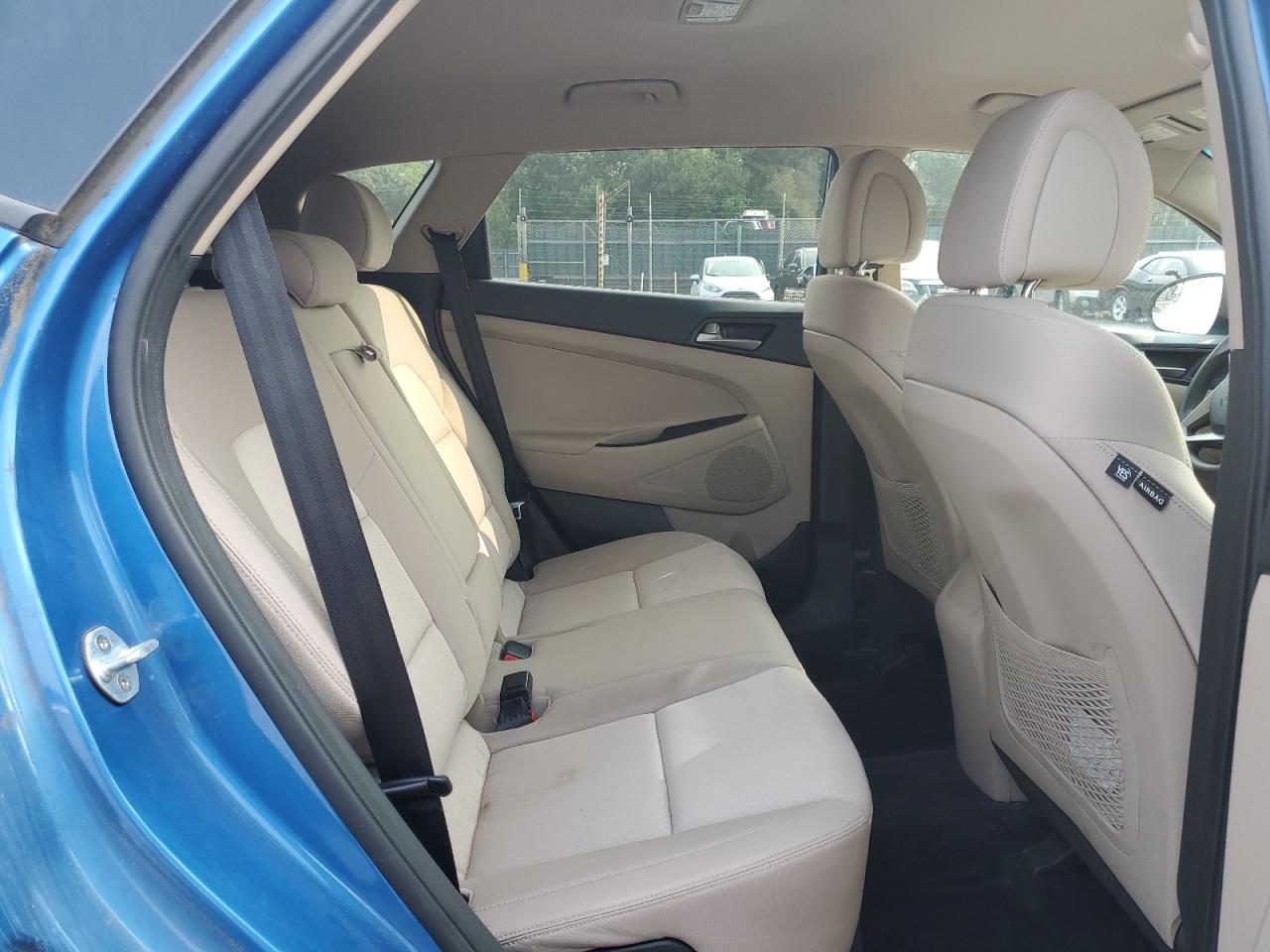 KM8J2CA49JU823856 2018 Hyundai Tucson Se