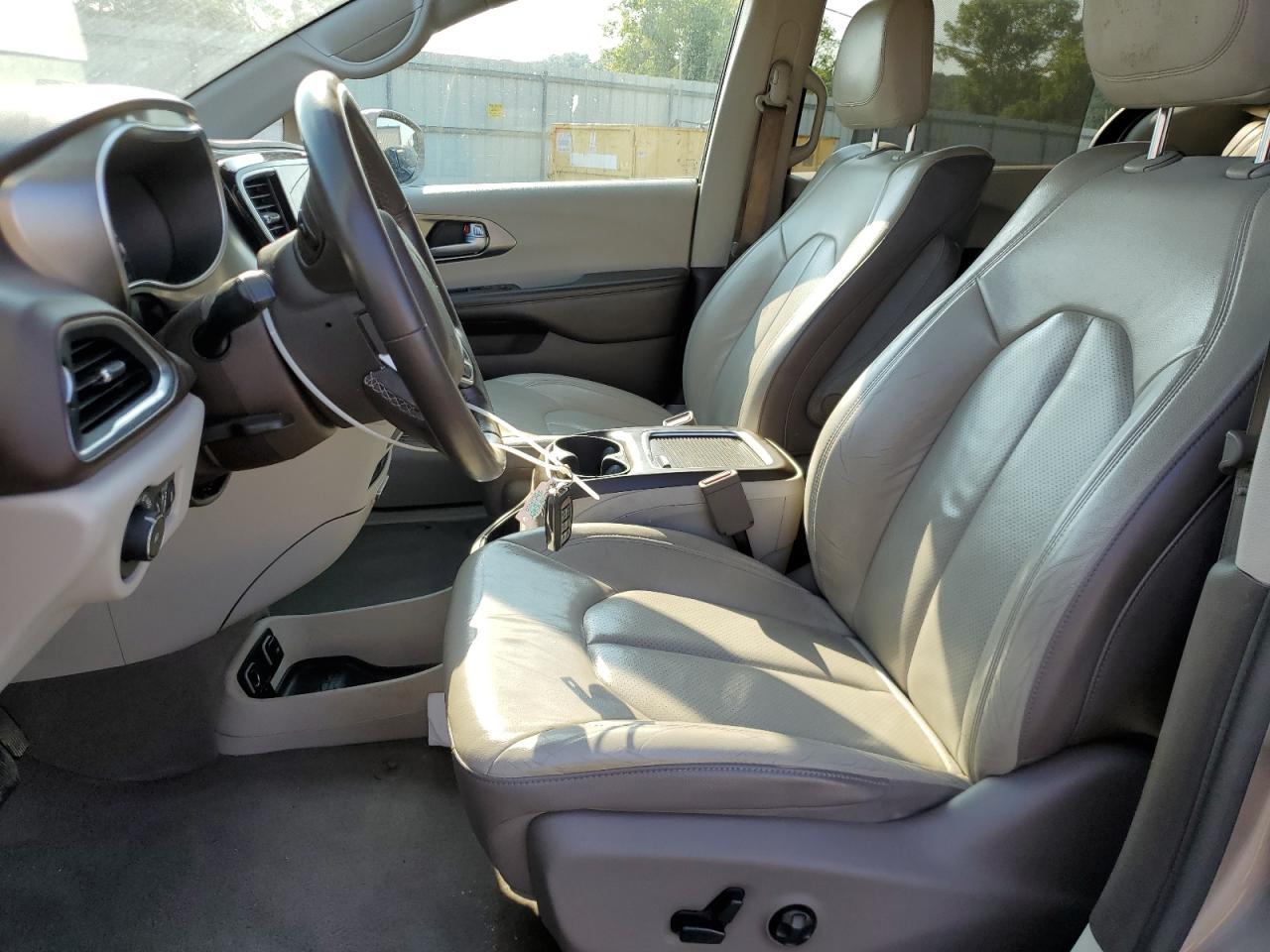 2018 Chrysler Pacifica Touring L Plus VIN: 2C4RC1EGXJR234552 Lot: 68218855