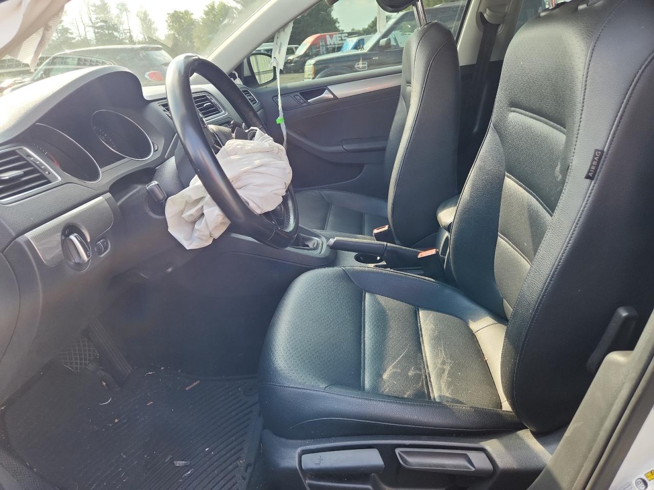2018 Volkswagen Jetta Se VIN: 3VWDB7AJ1JM214079 Lot: 69185905