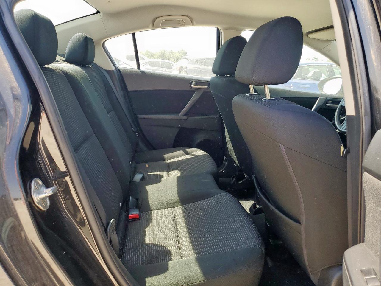 2013 Mazda 3 I VIN: JM1BL1UP8D1845532 Lot: 67264695