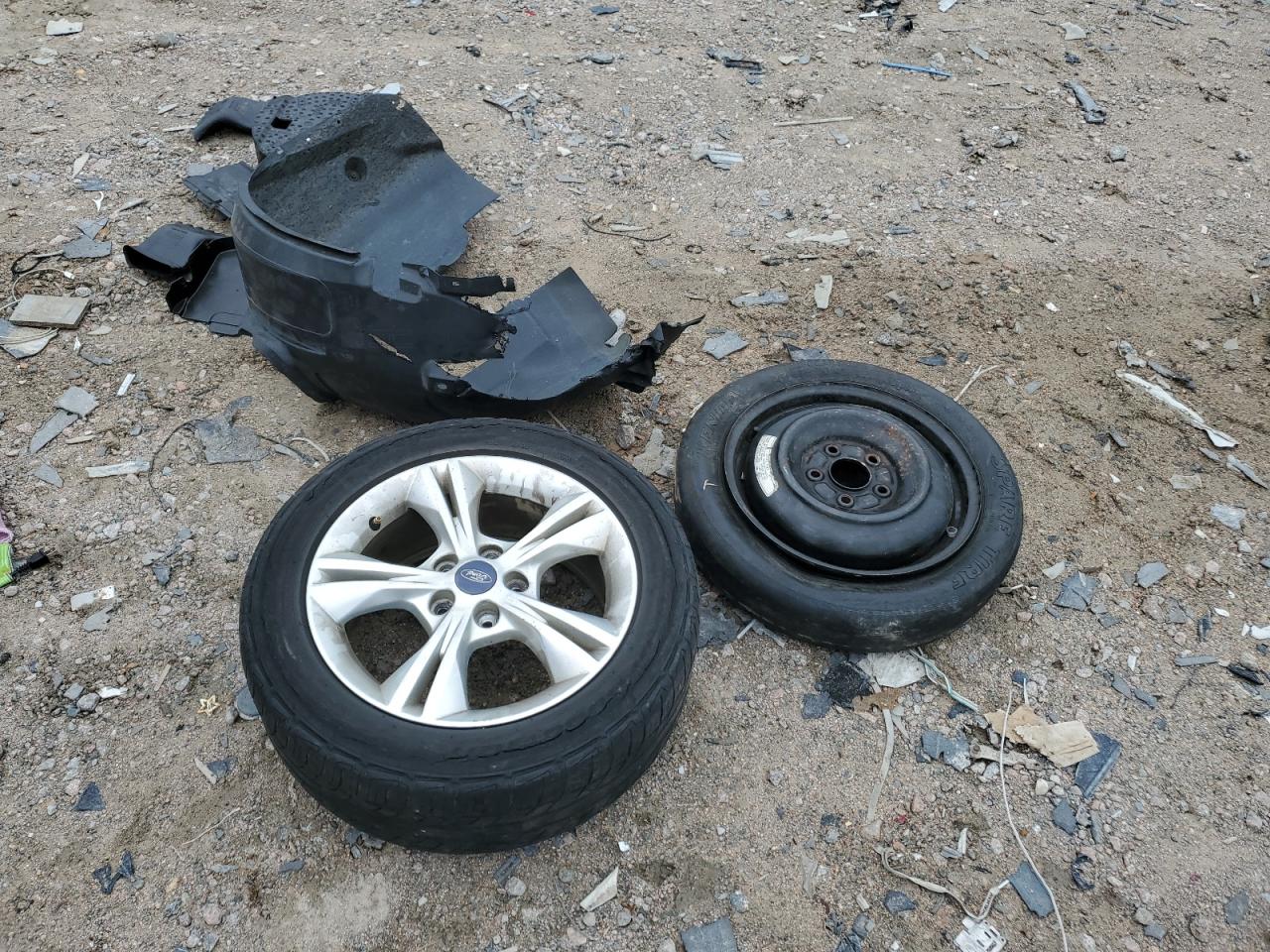 2014 Ford Focus Se VIN: 1FADP3F25EL104616 Lot: 69507525