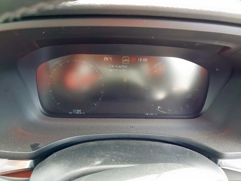 2018 VOLVO V60 MOMENTUM PRO D3 