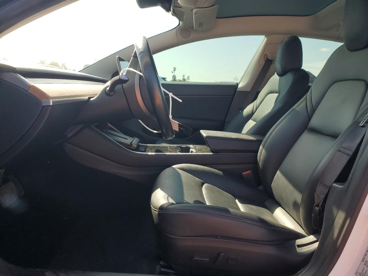 2019 Tesla Model 3 VIN: 5YJ3E1EB2KF359269 Lot: 70226195