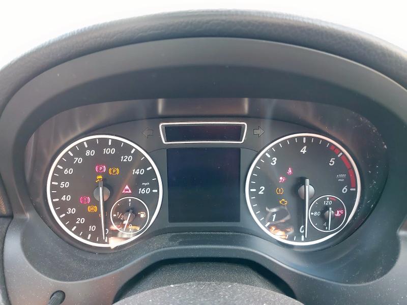 2014 MERCEDES BENZ A180 SE EC