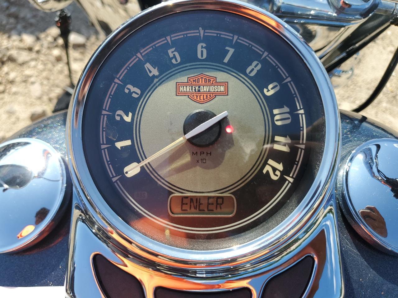 2015 Harley-Davidson Flstc Heritage Softail Classic VIN: 1HD1BWV12FB024427 Lot: 68657235