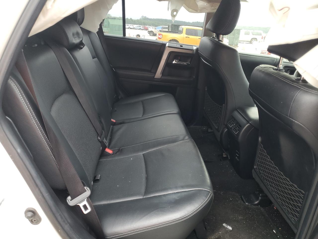 2019 Toyota 4Runner Sr5/Sr5 Premium VIN: JTEBU5JR8K5614433 Lot: 68769405