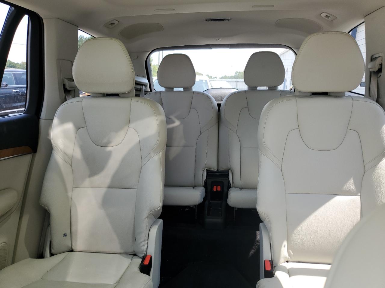 2022 Volvo Xc90 T6 Momentum VIN: YV4A221K7N1809021 Lot: 68888215