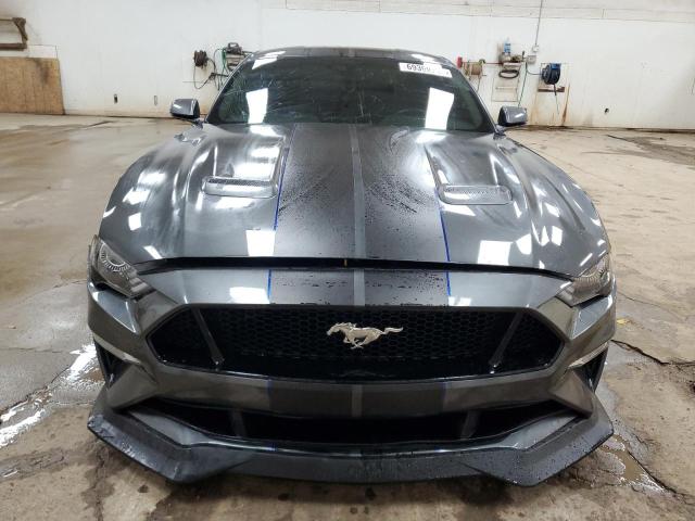  FORD MUSTANG 2019 Серый