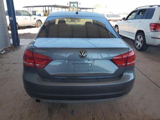  VOLKSWAGEN PASSAT 2013 Gray