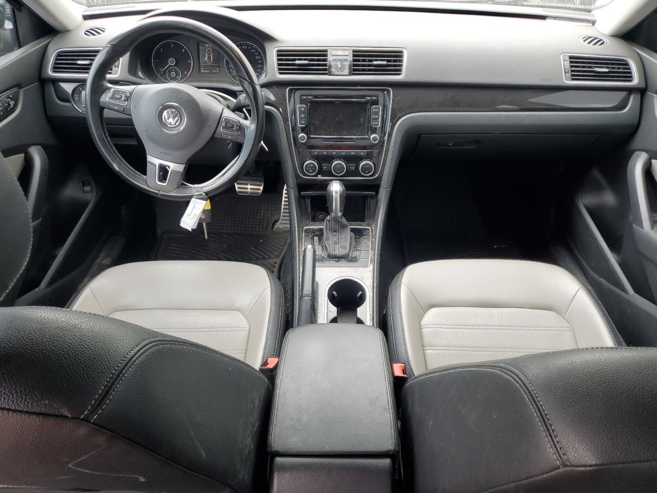 2015 Volkswagen Passat Se VIN: 1VWBV7A31FC045996 Lot: 69261865