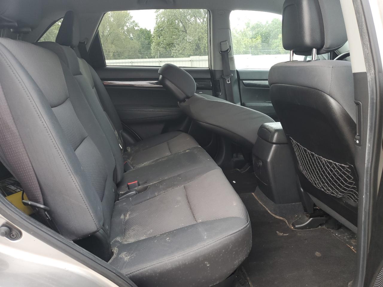 2013 Kia Sorento Lx VIN: 5XYKTDA28DG410469 Lot: 69971115