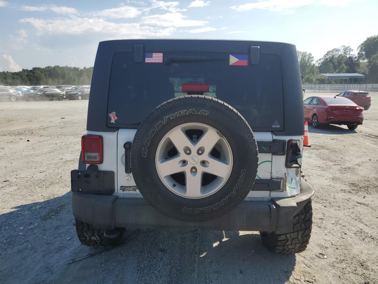 2015 Jeep Wrangler Unlimited Sport VIN: 1C4BJWDG6FL652547 Lot: 69059245