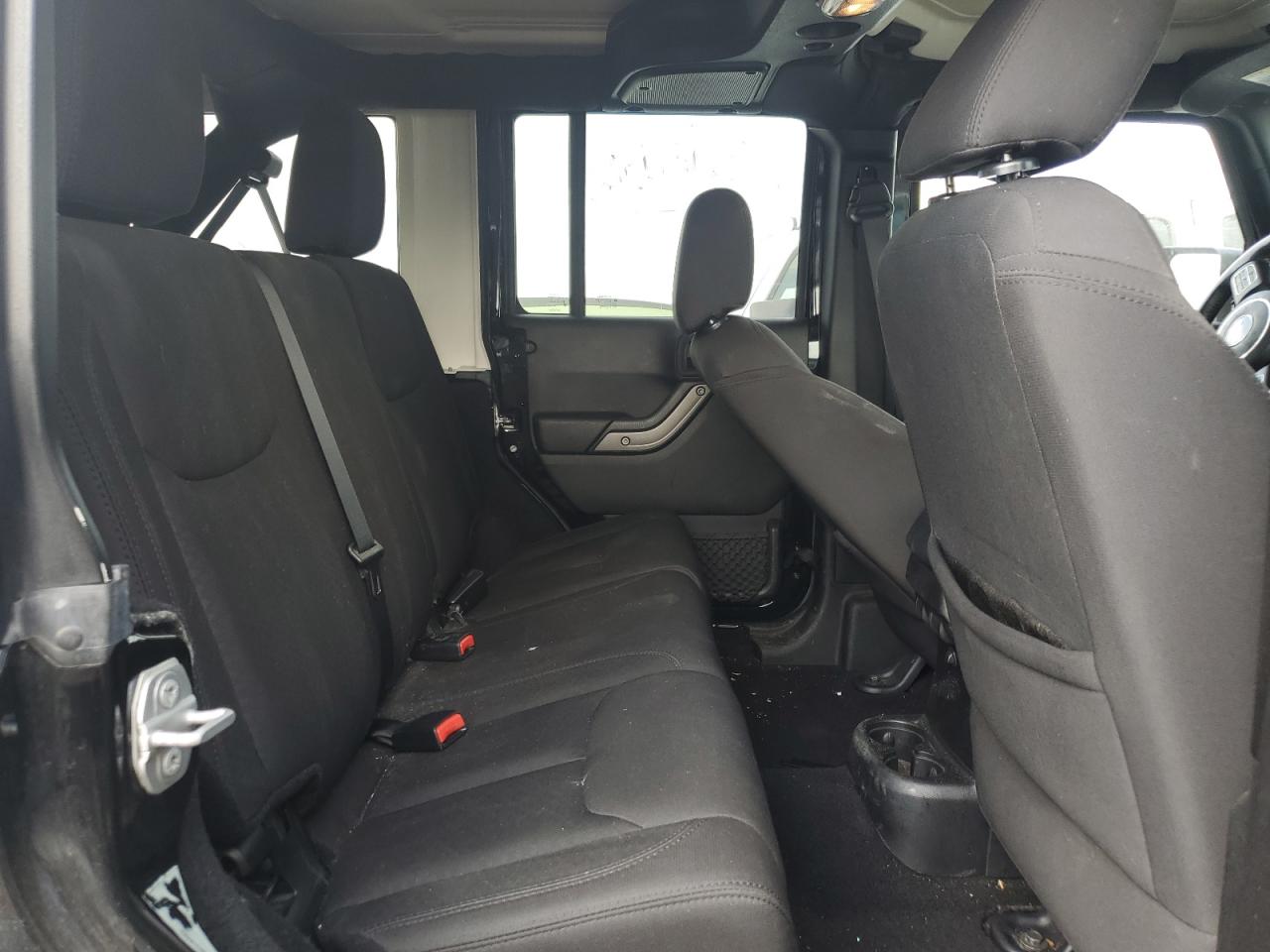 2015 Jeep Wrangler Unlimited Sport VIN: 1C4BJWDG7FL589930 Lot: 67796515