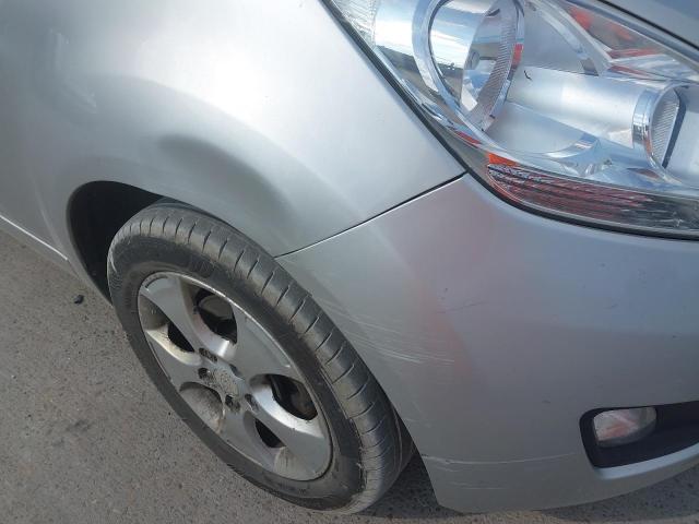 2013 KIA VENGA 3 EC