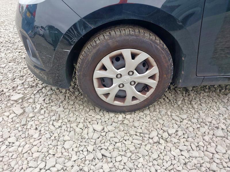 2014 HYUNDAI I10 SE