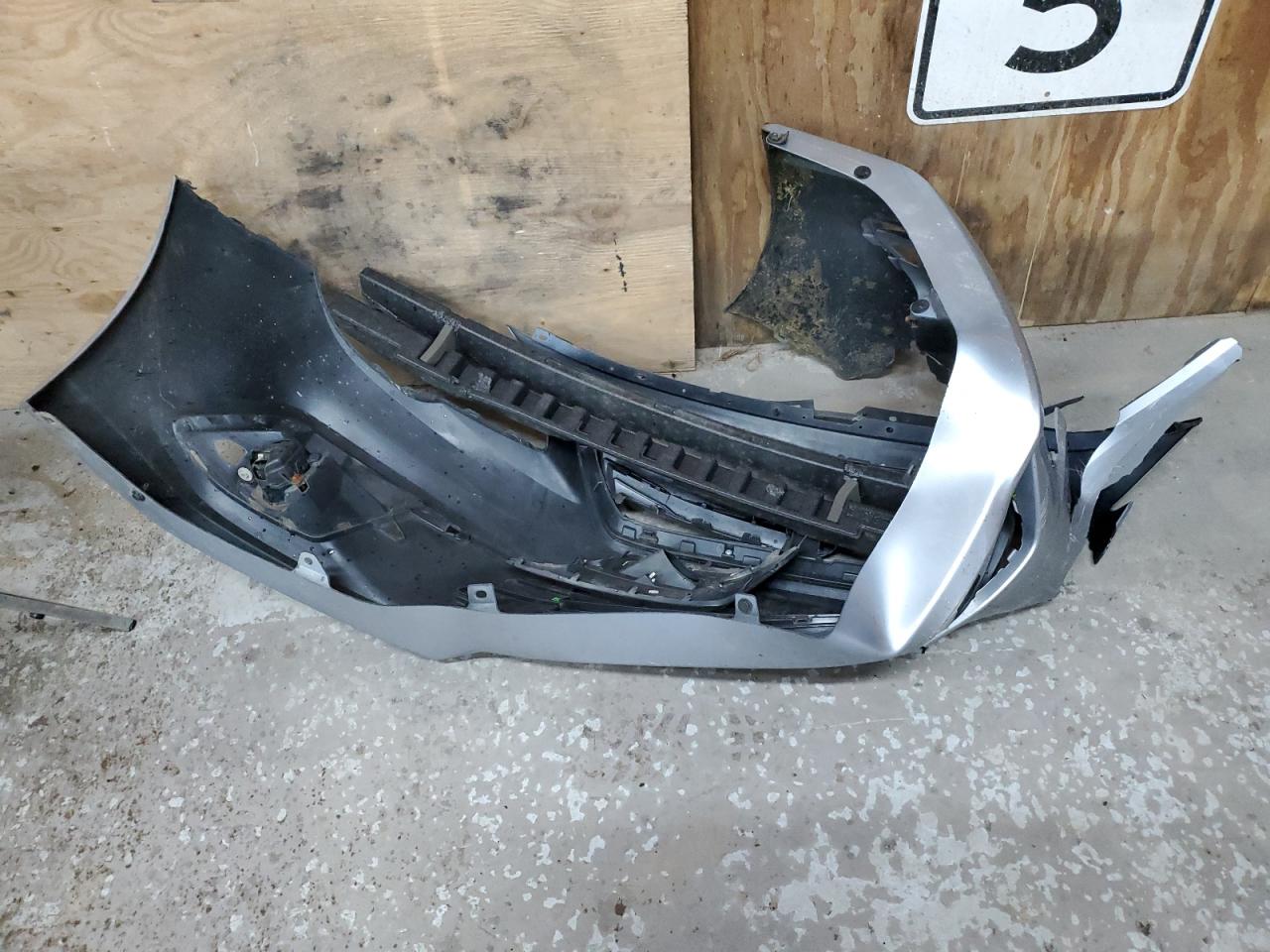 2018 Subaru Legacy 2.5I Limited VIN: 4S3BNAN61J3003230 Lot: 70081595