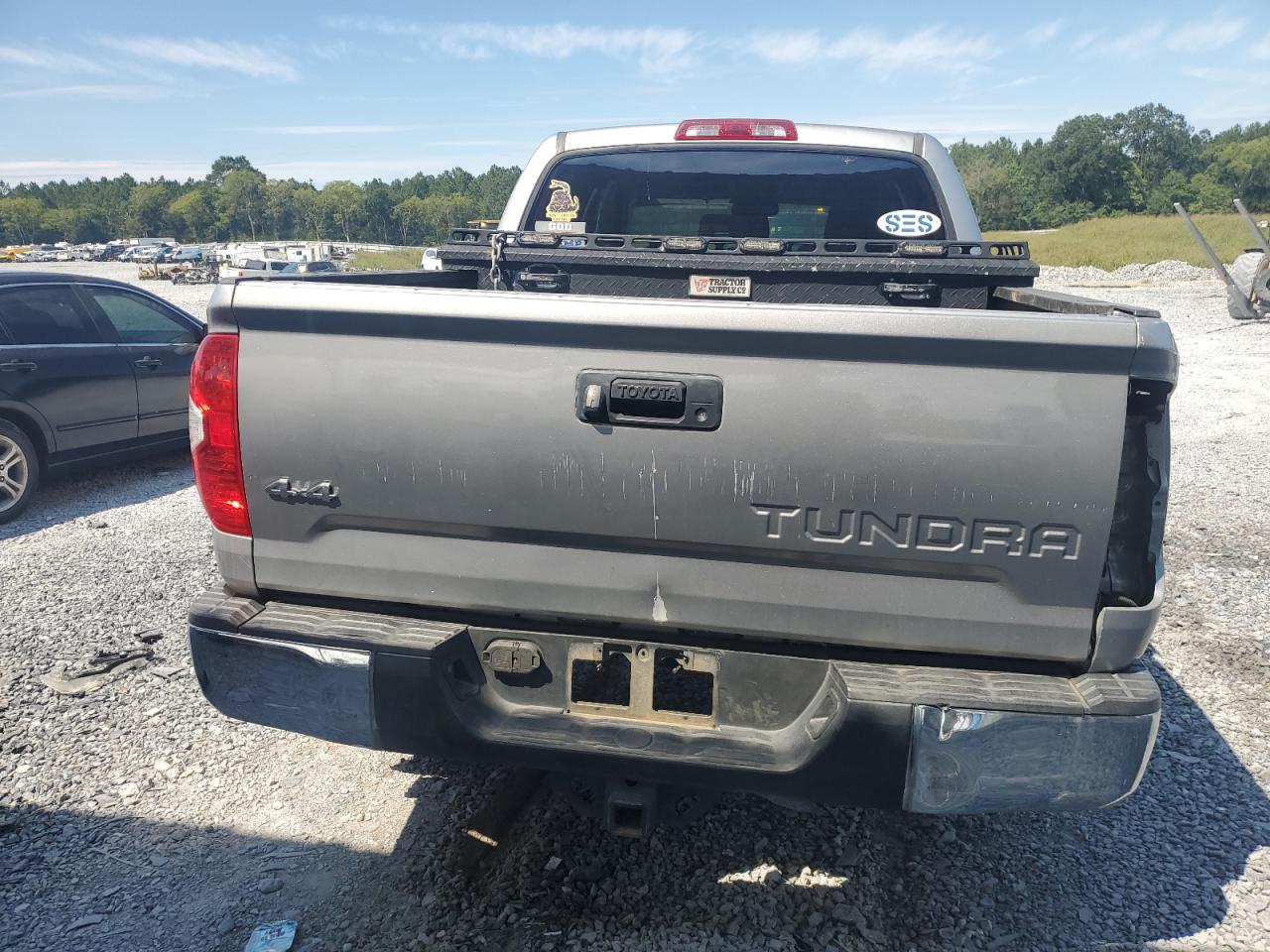 2016 Toyota Tundra Crewmax Sr5 VIN: 5TFDW5F19GX555401 Lot: 70255895