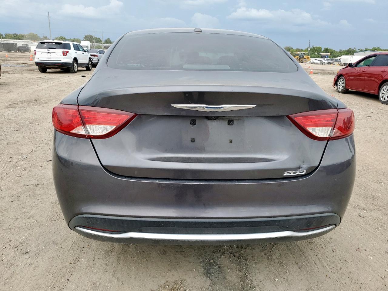 2015 Chrysler 200 Limited VIN: 1C3CCCAB1FN715424 Lot: 71106735