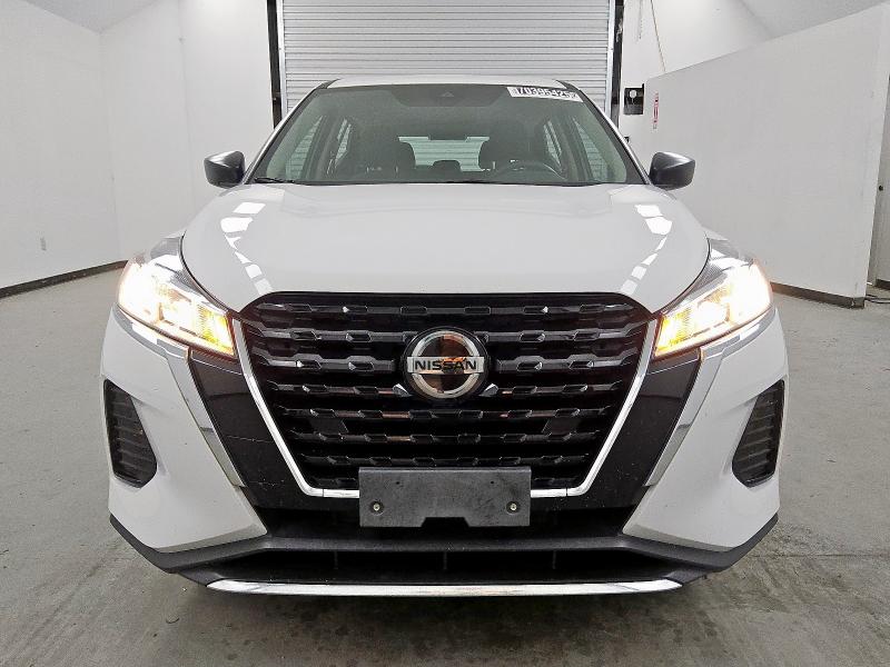  NISSAN KICKS 2021 White