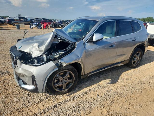  BMW X1 2024 Srebrny