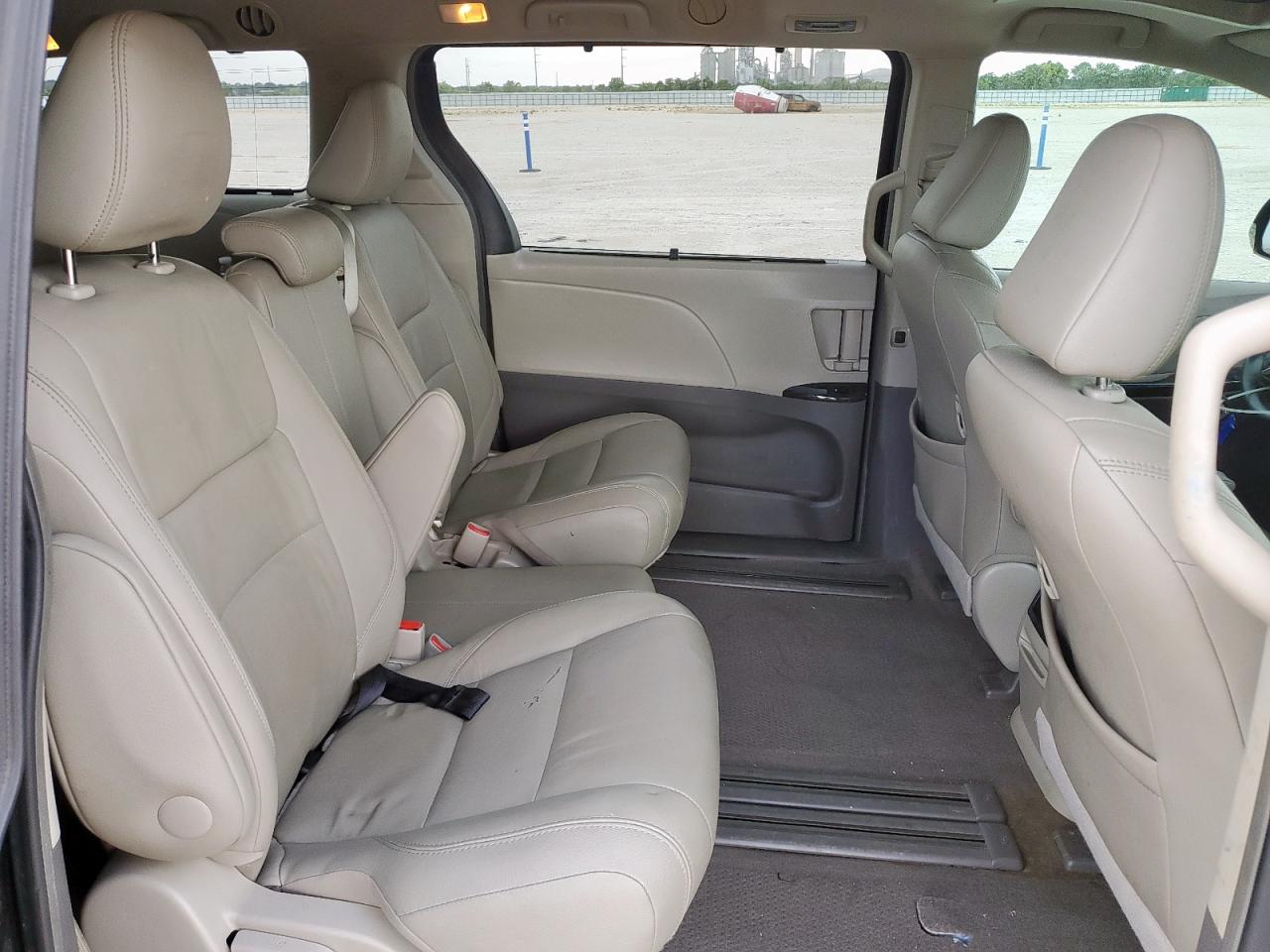 2015 Toyota Sienna Xle VIN: 5TDYK3DC1FS549649 Lot: 70762555