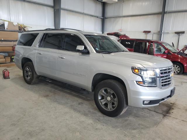  CHEVROLET SUBURBAN 2018 Серебристый