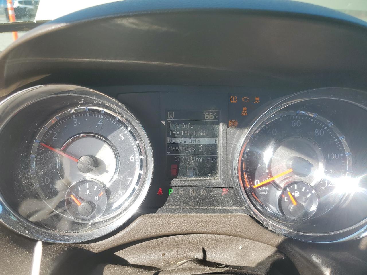 2011 Chrysler Town & Country Touring VIN: 2A4RR5DG3BR746656 Lot: 70378065