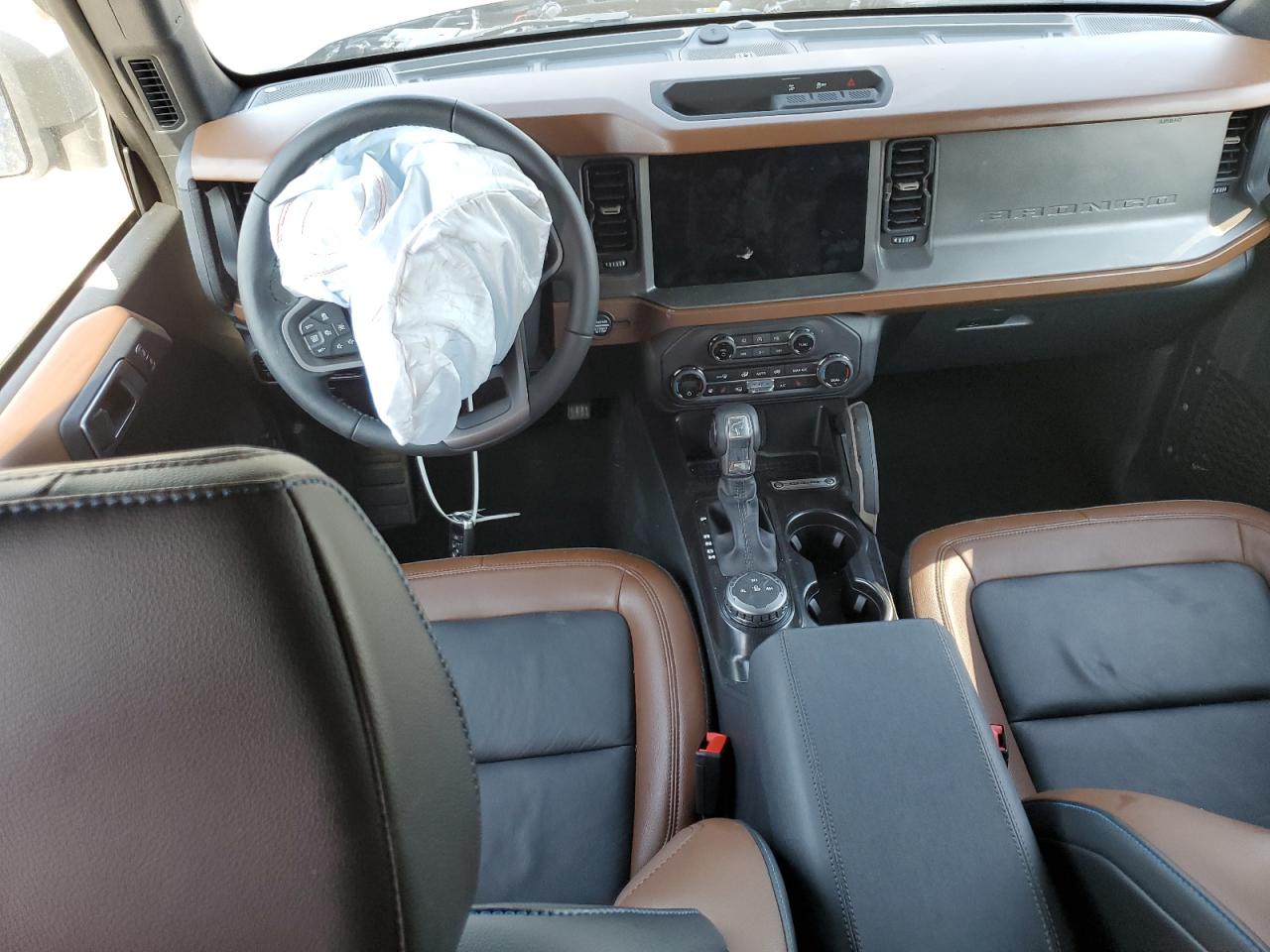 2024 Ford Bronco Outer Banks VIN: 1FMDE8BH8RLB15537 Lot: 68865365