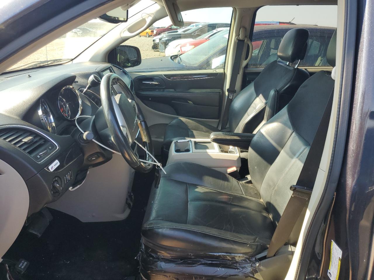 2014 Chrysler Town & Country Limited VIN: 2C4RC1GG6ER113343 Lot: 68968405