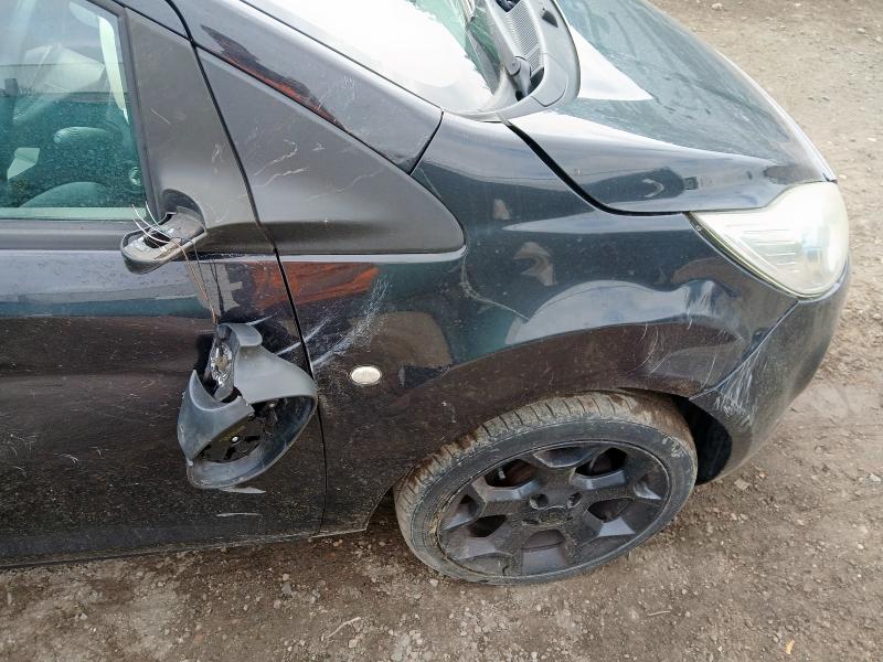 2011 FORD KA TITANIUM