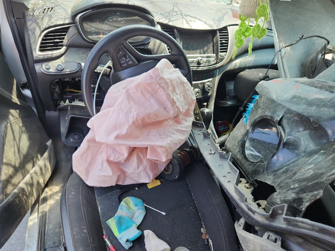 2021 Chevrolet Trax Ls VIN: KL7CJNSB4MB305482 Lot: 67761635