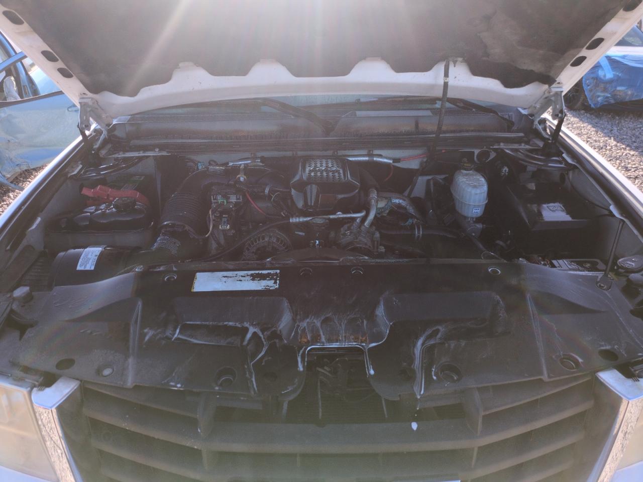 2008 GMC Sierra C2500 Heavy Duty VIN: 1GTHC23688F212336 Lot: 68911235