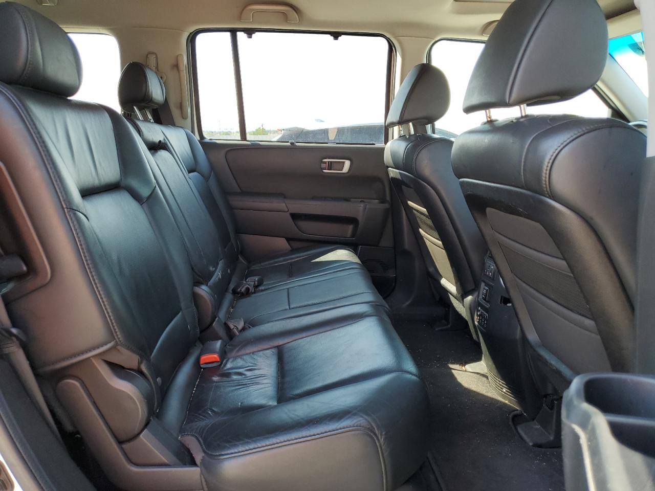 2011 Honda Pilot Touring VIN: 5FNYF4H95BB506262 Lot: 68335615